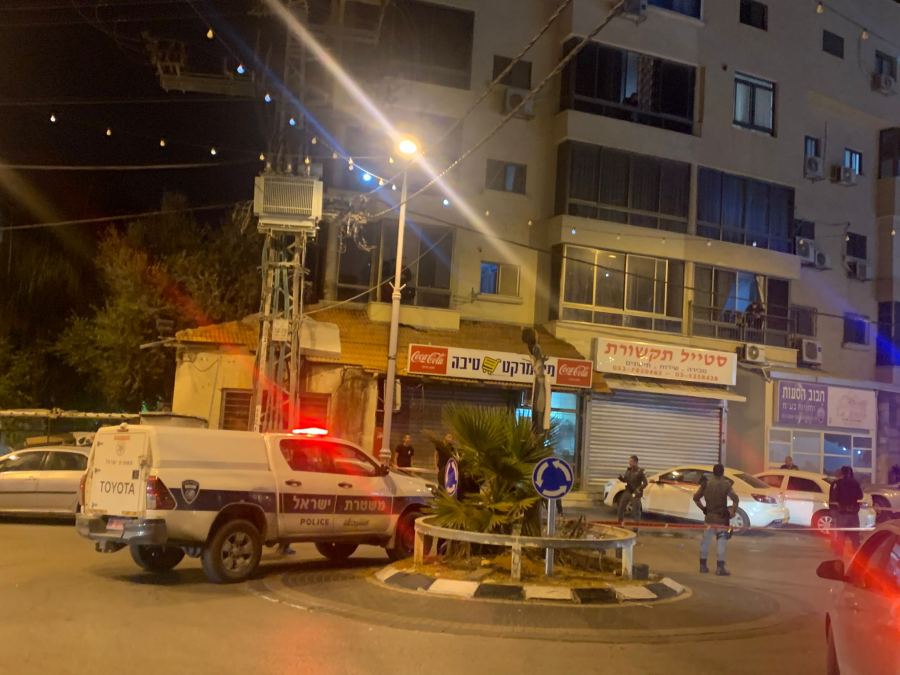 اصابة شاب بجراح متوسطة بعد تعرضه لاطلاق النار في جلجولية